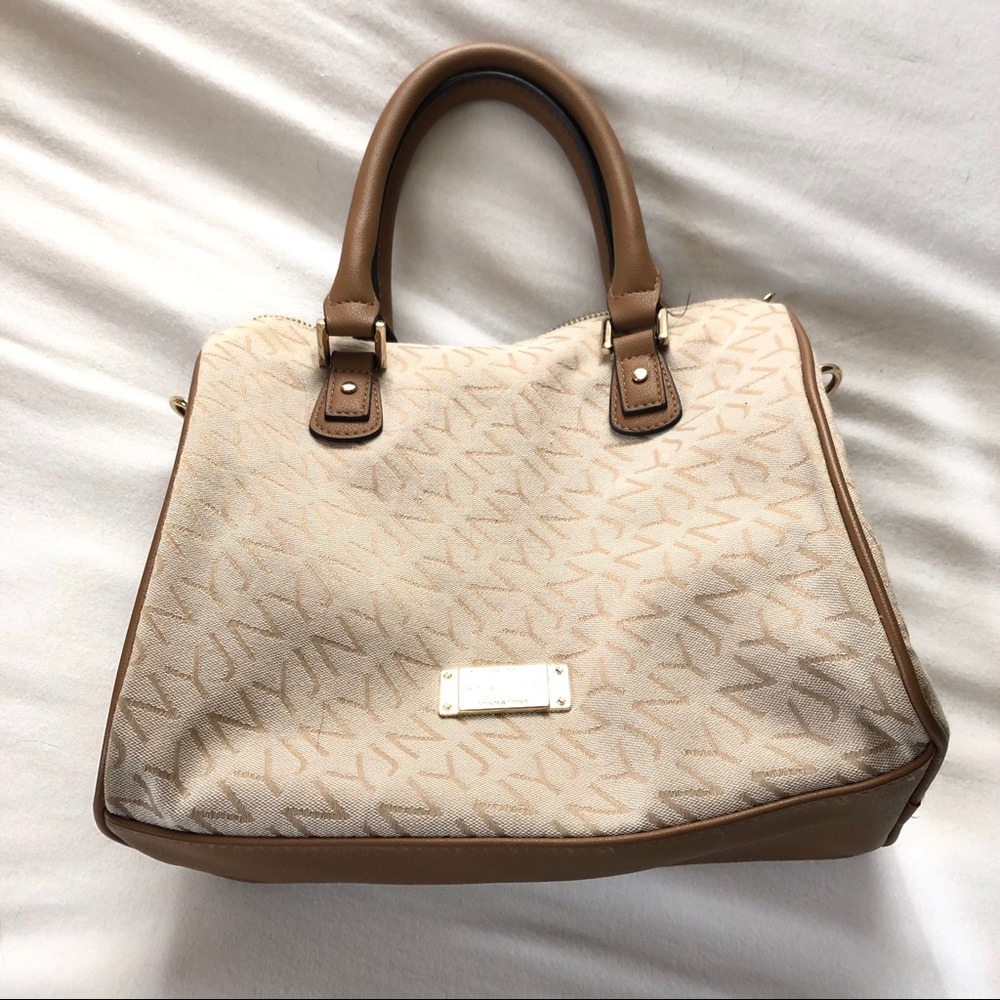 Jones New York Signature India Handbag Wheat